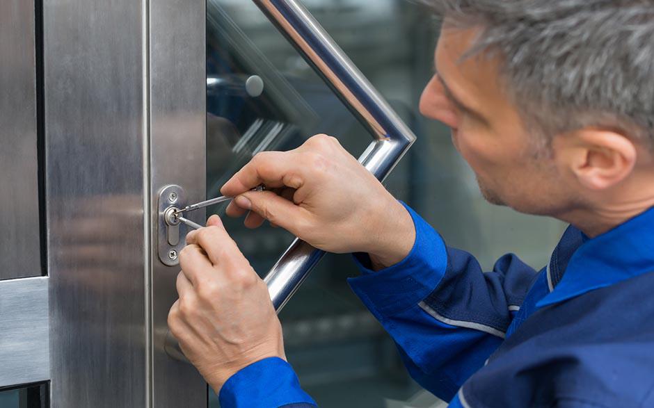 assistance dépannage serrurerie Courbevoie